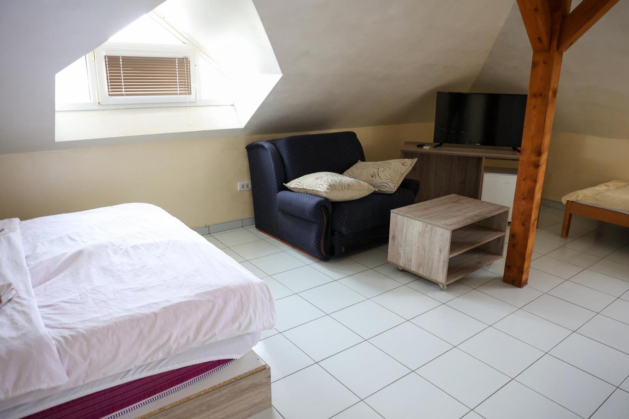 Hotel Marex Centar Jabuka Exteriér fotografie