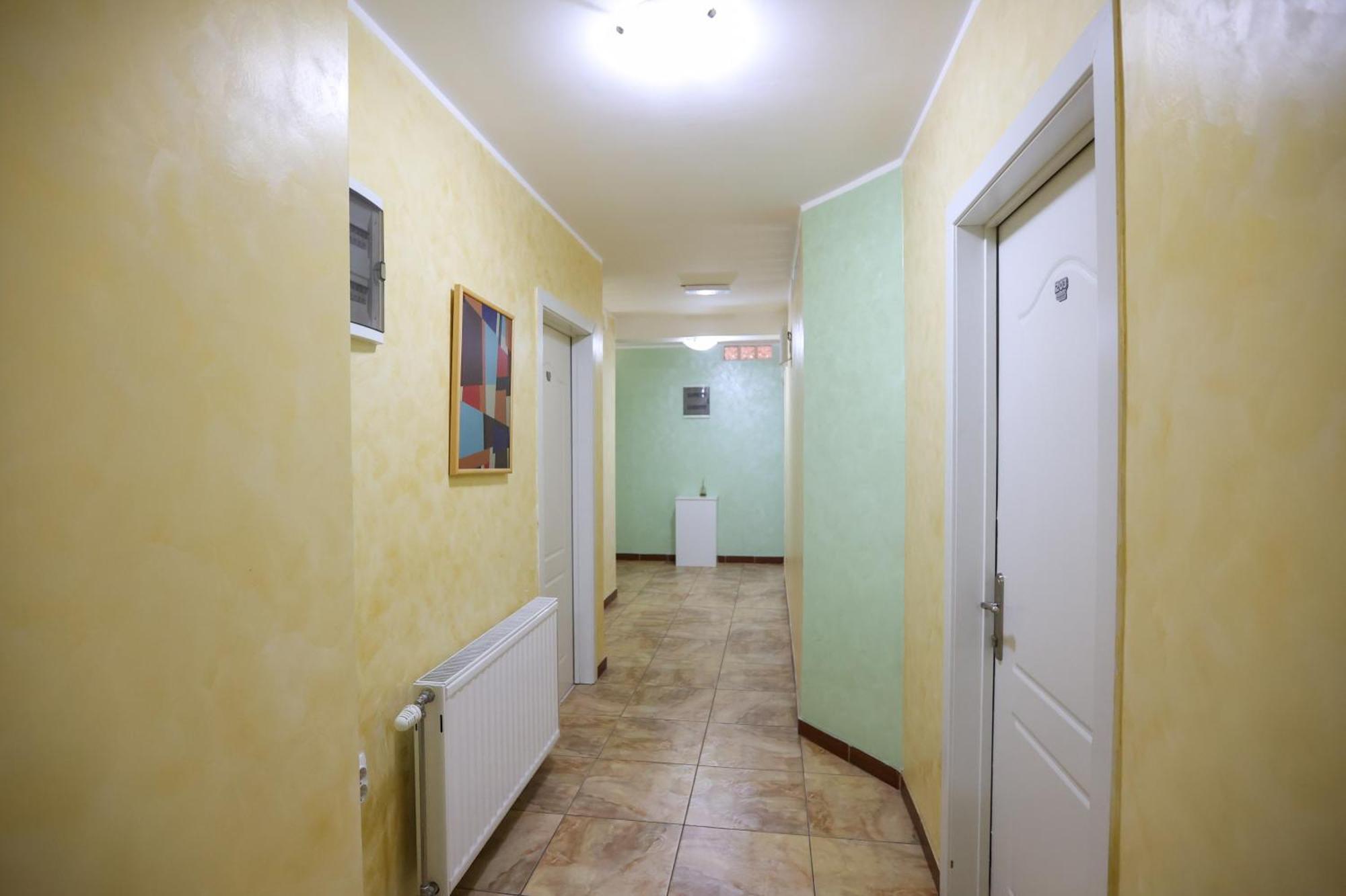 Hotel Marex Centar Jabuka Exteriér fotografie