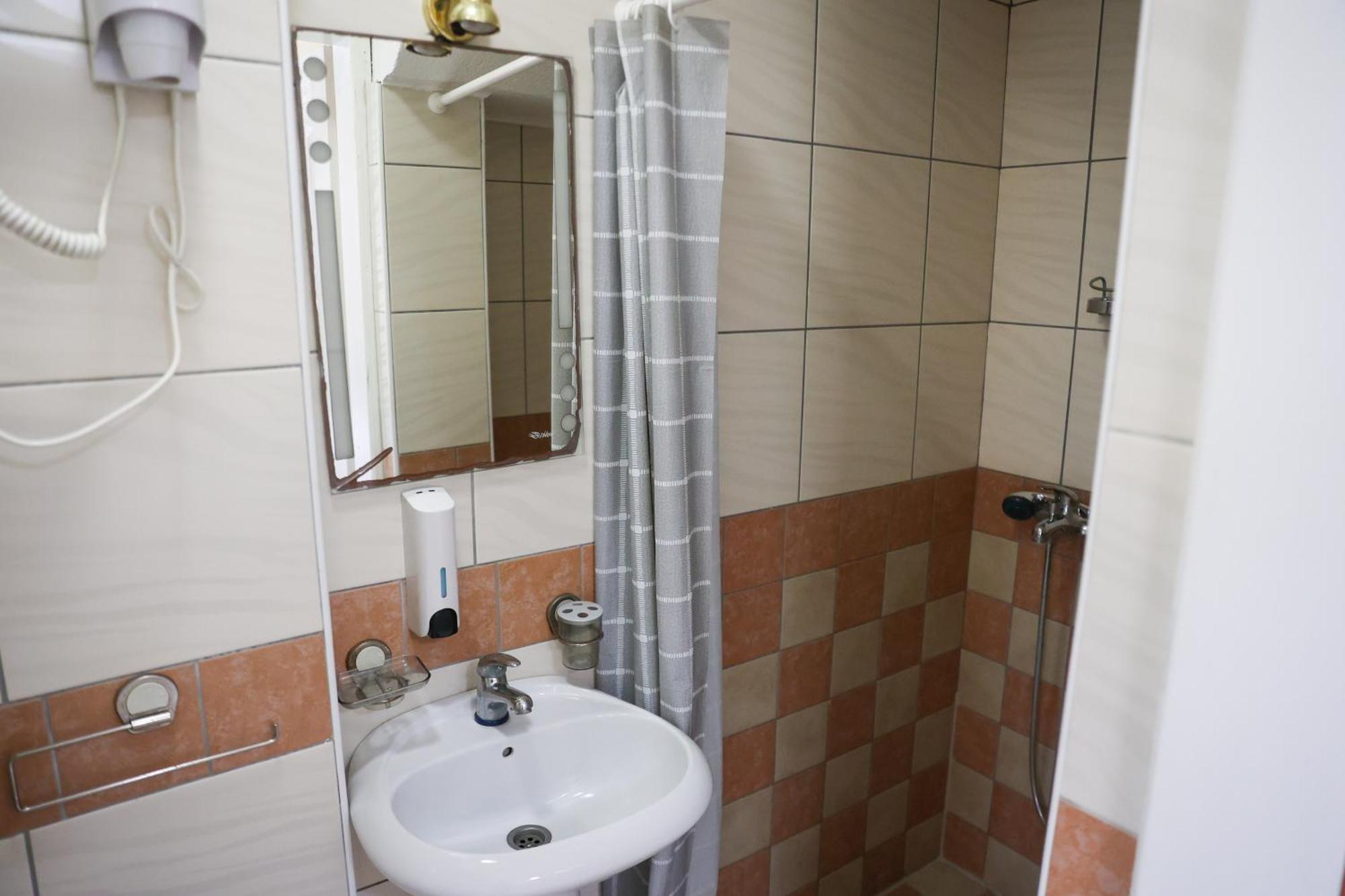 Hotel Marex Centar Jabuka Exteriér fotografie